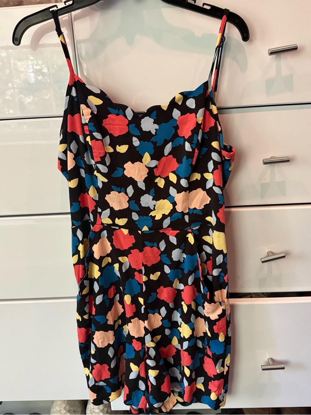 41 Hawthorn Beatriz Floral Romper size Medium